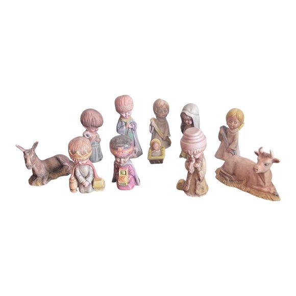 VTG DUNCAN 1980 11 Piece Porcelain Nativity Set Mary Joseph Baby Jesus Christmas